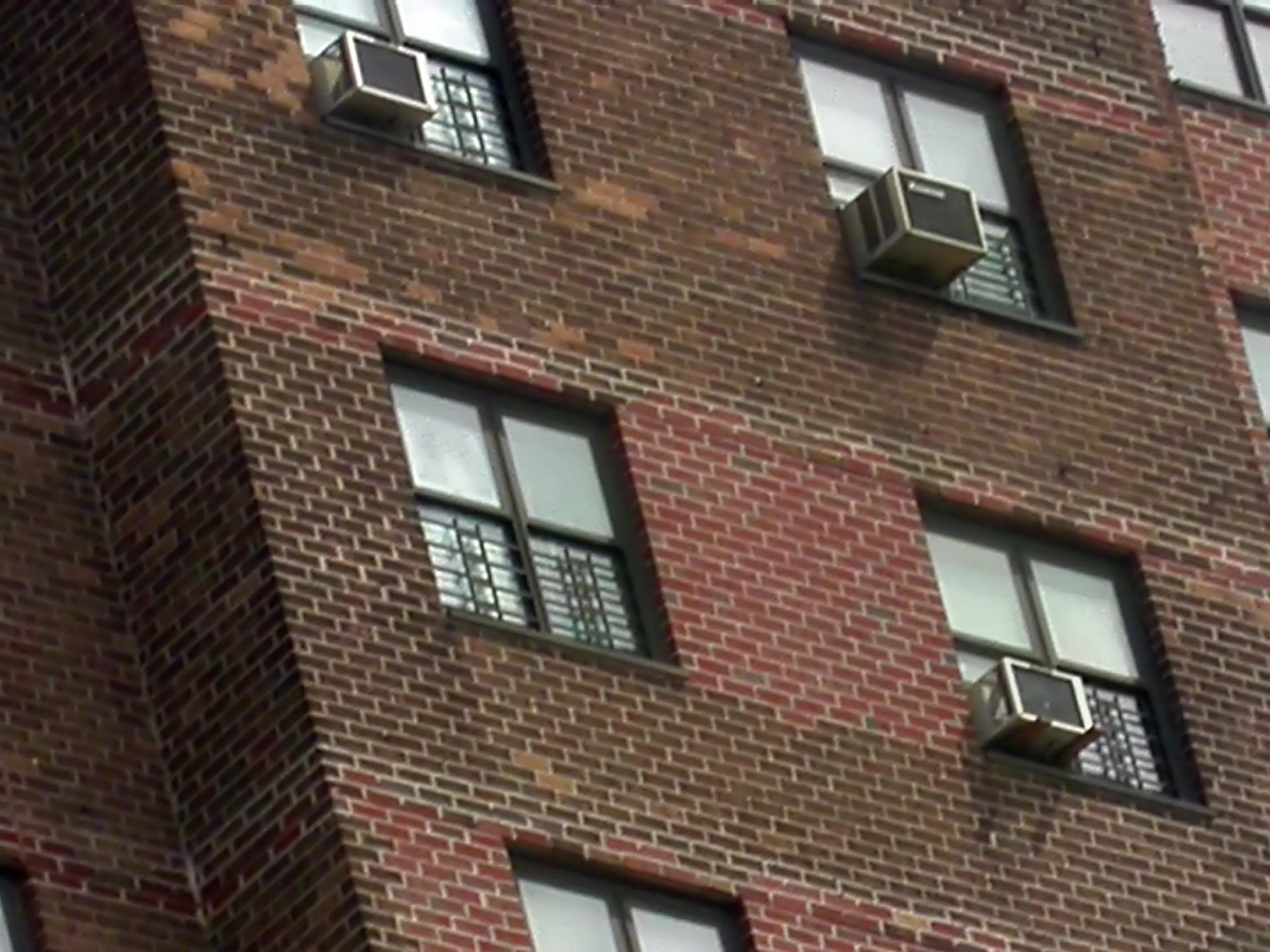 Grimanesa Amoros BETWEEN HEAVEN AND EARTH