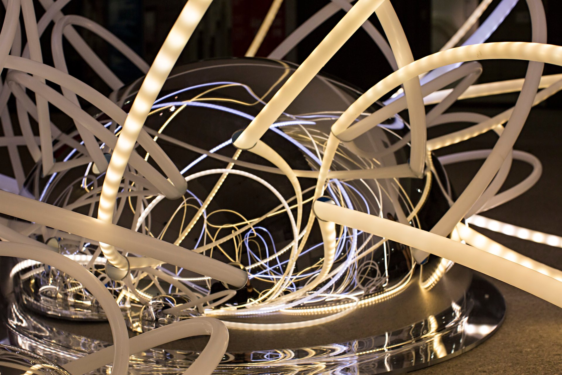 Grimanesa Amoros THE MIRROR CONNECTION