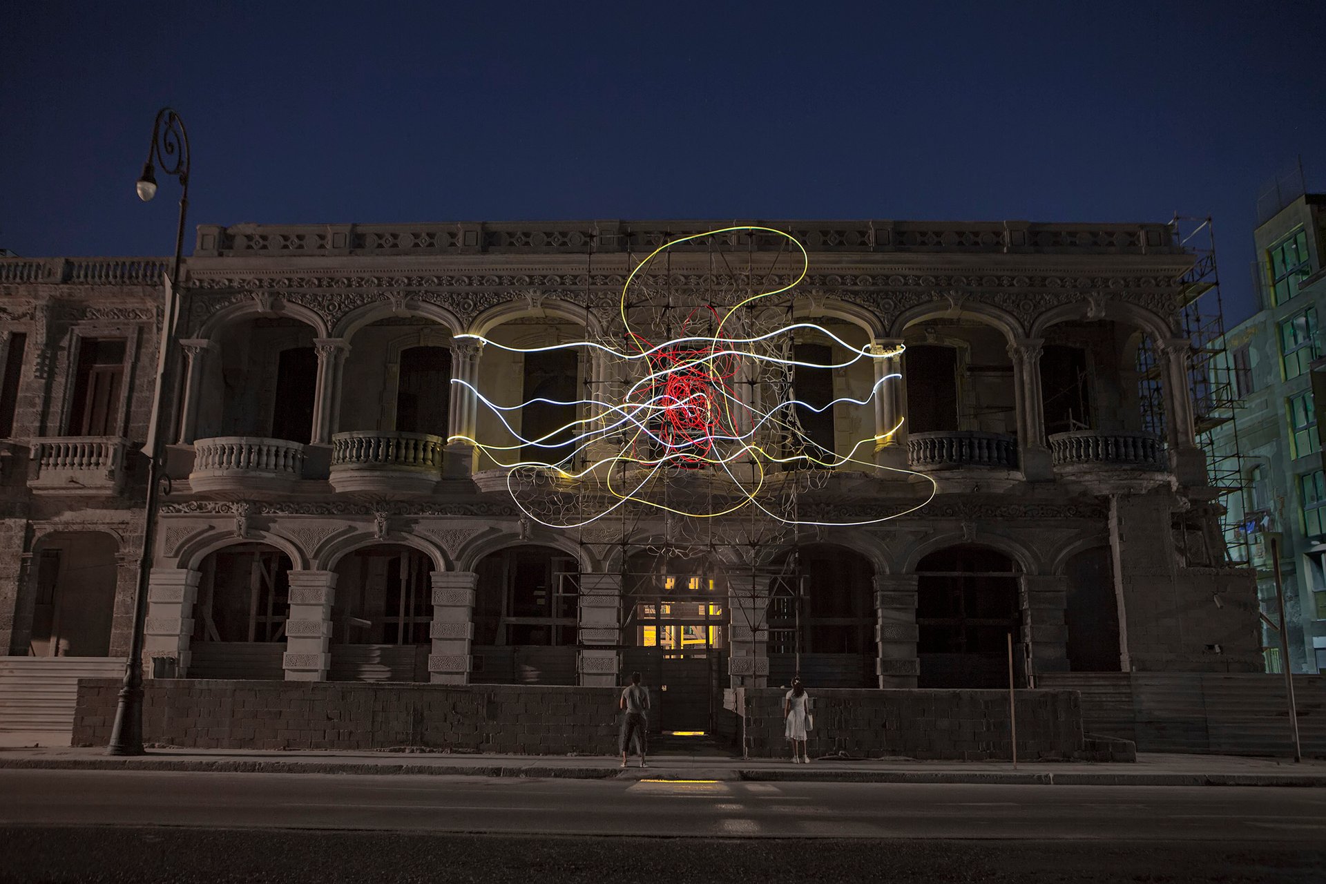 Grimanesa Amoros MARIPOSA DORADA