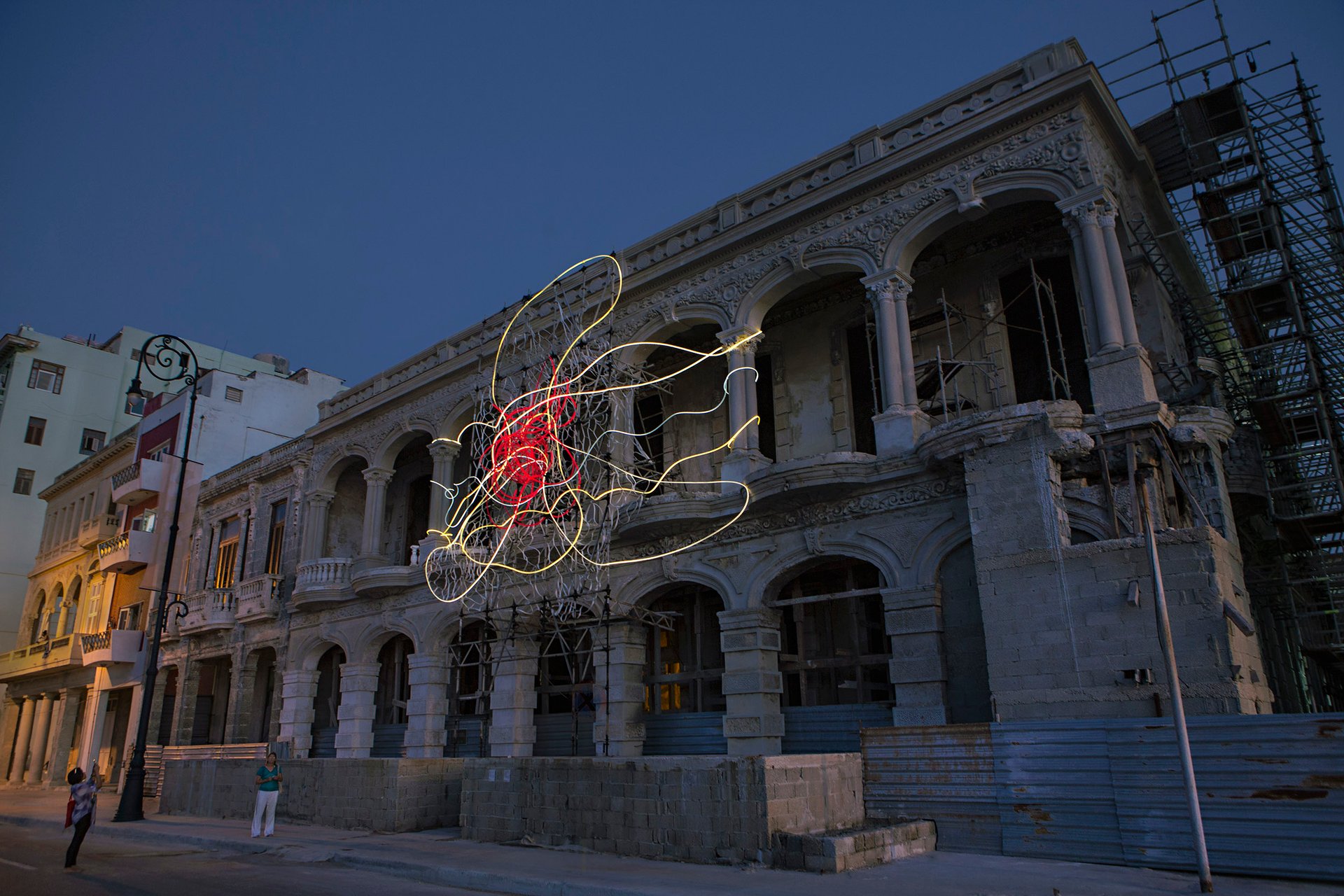 Grimanesa Amoros MARIPOSA DORADA