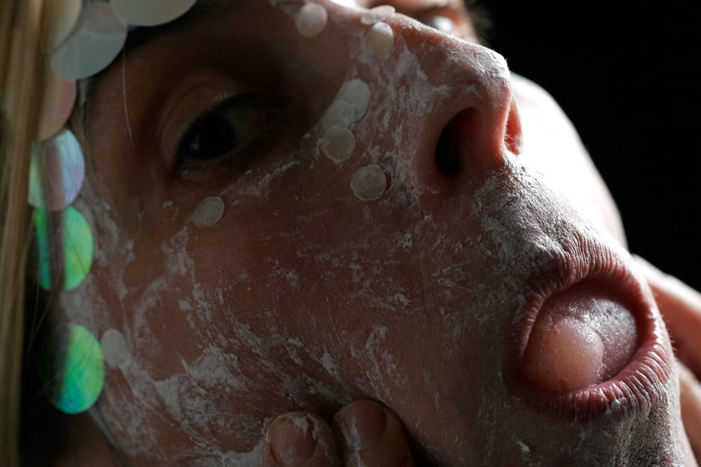 Grimanesa Amoros LE CIRQUE