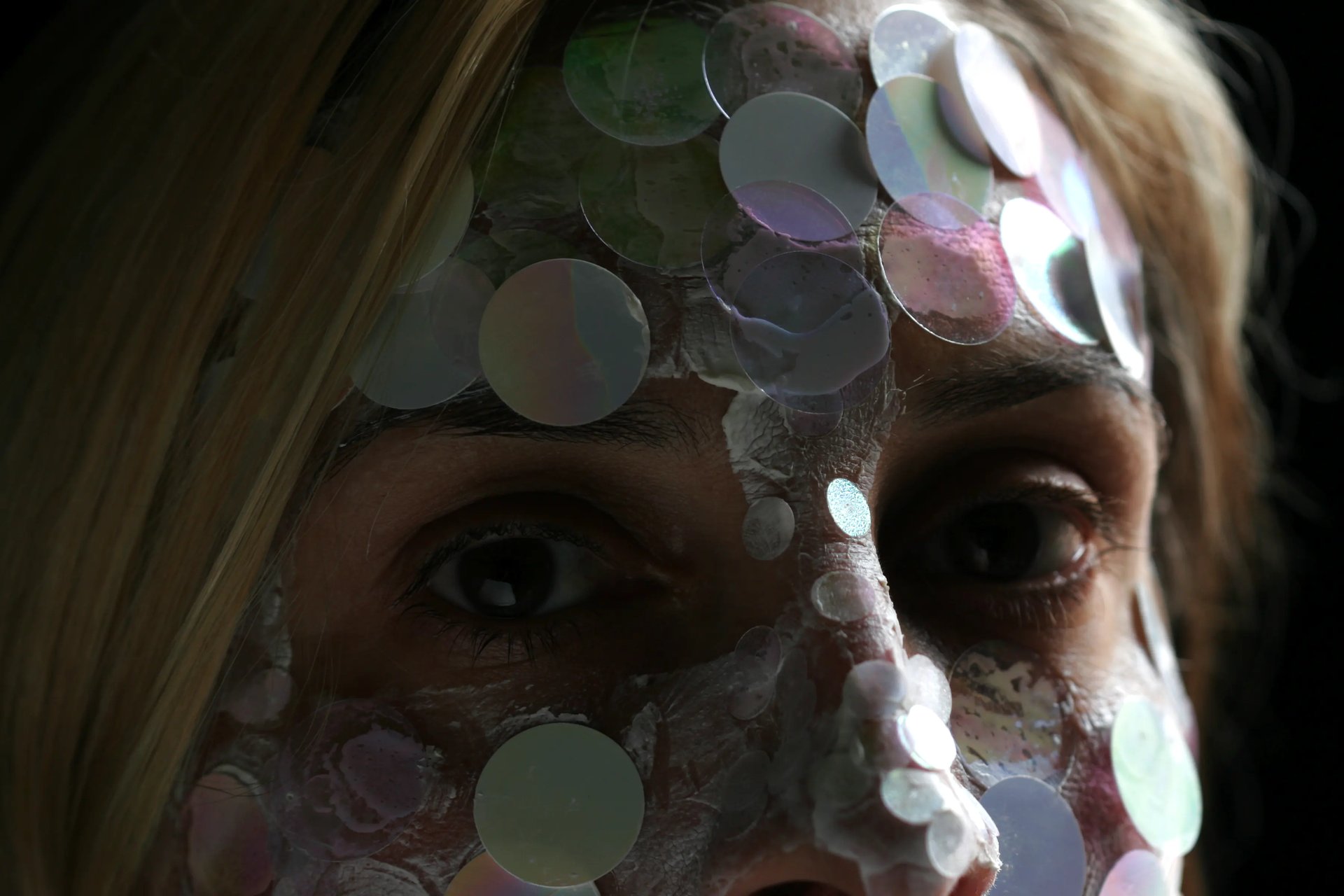 Grimanesa Amoros LE CIRQUE