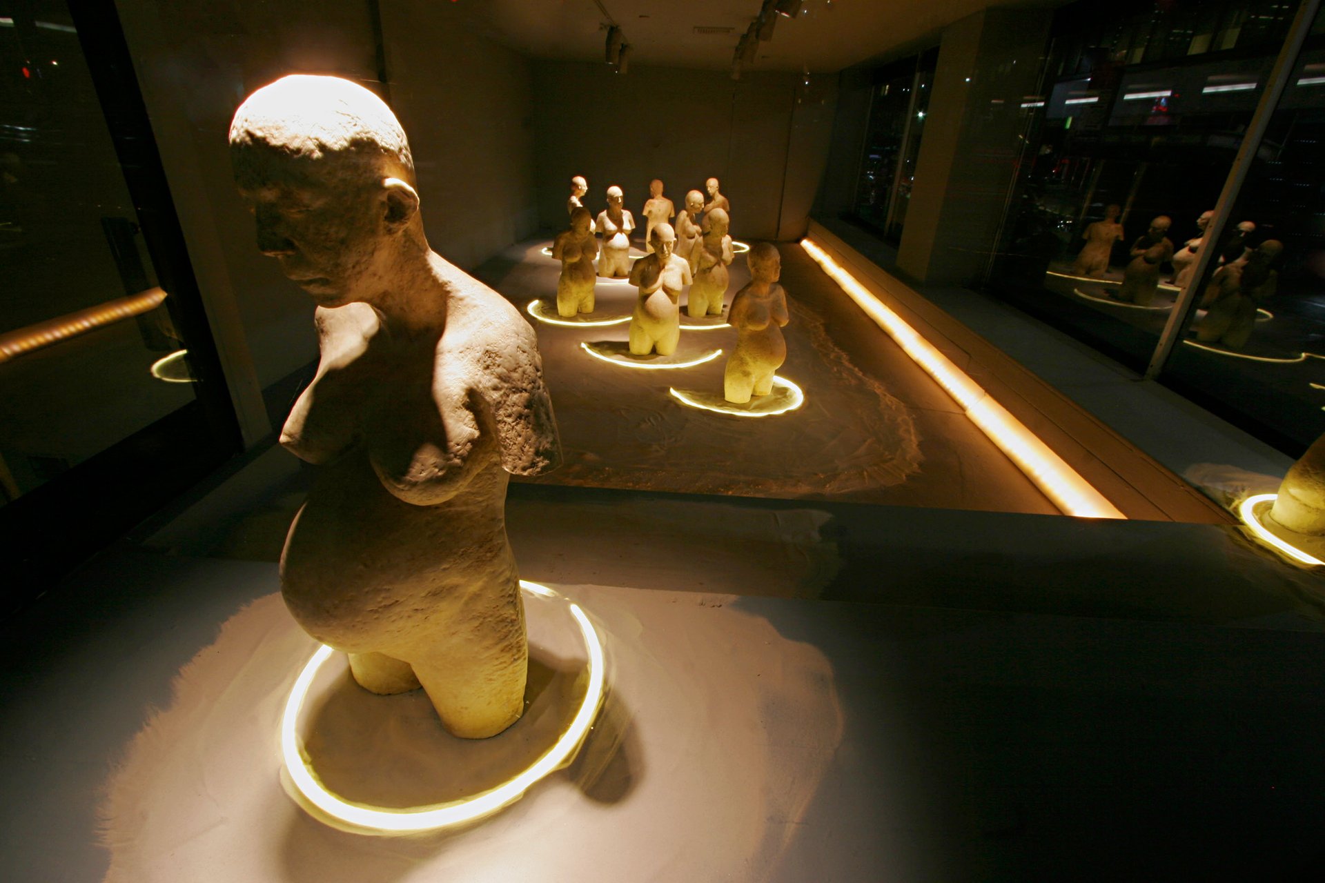 Grimanesa Amoros video thumbnail for LA INCUBADORA