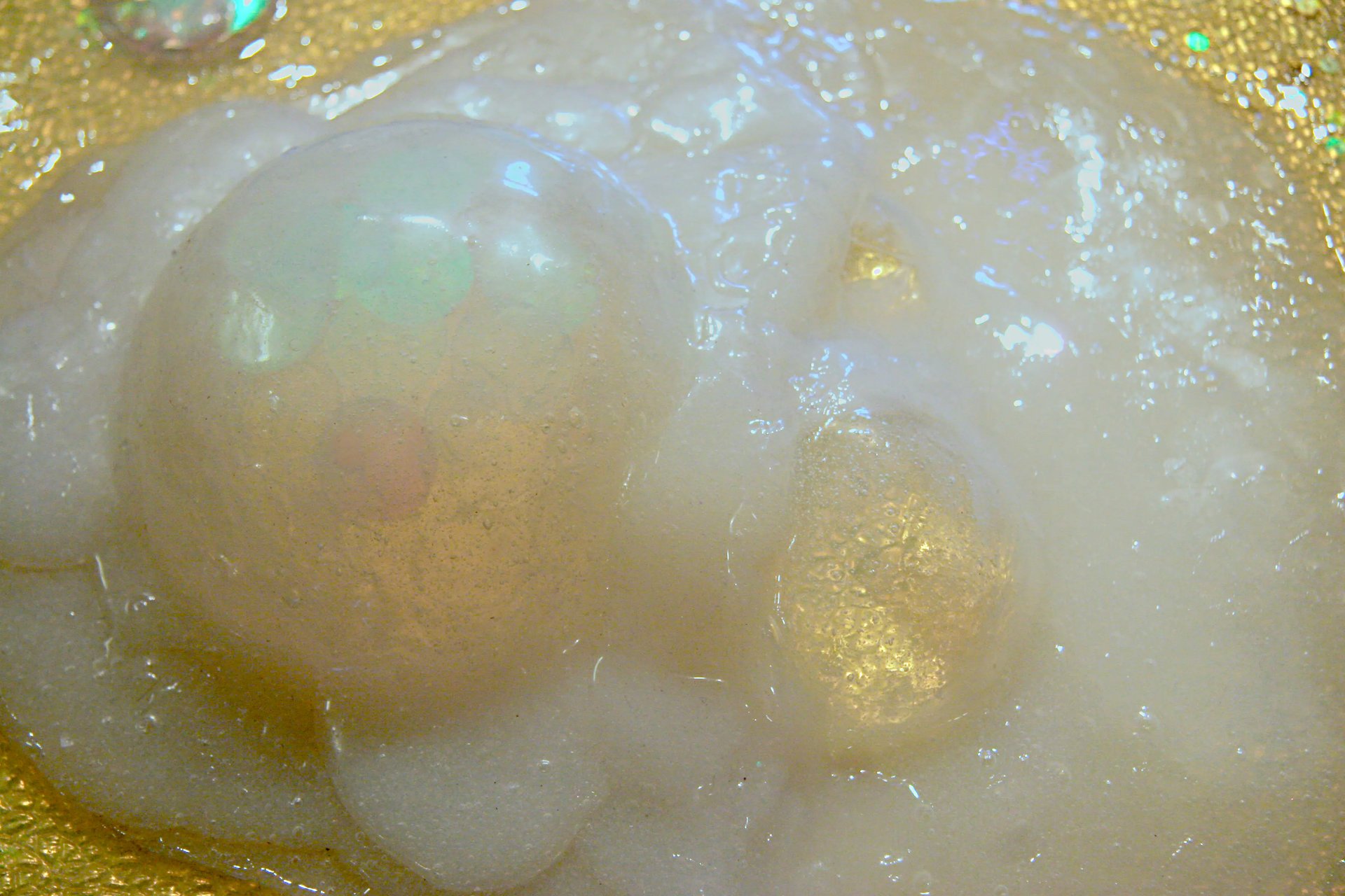 Grimanesa Amoros PRECIOSAS BURBUJAS