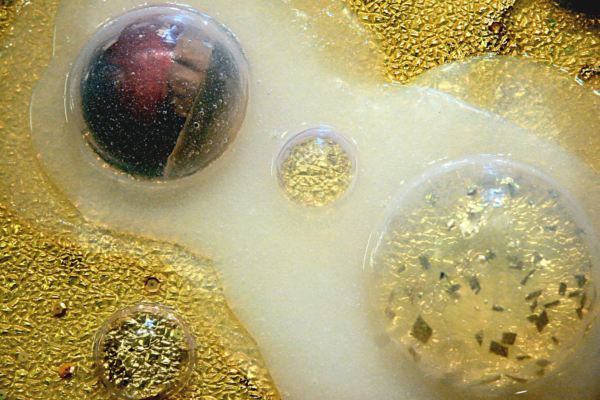 Grimanesa Amoros PRECIOSAS BURBUJAS