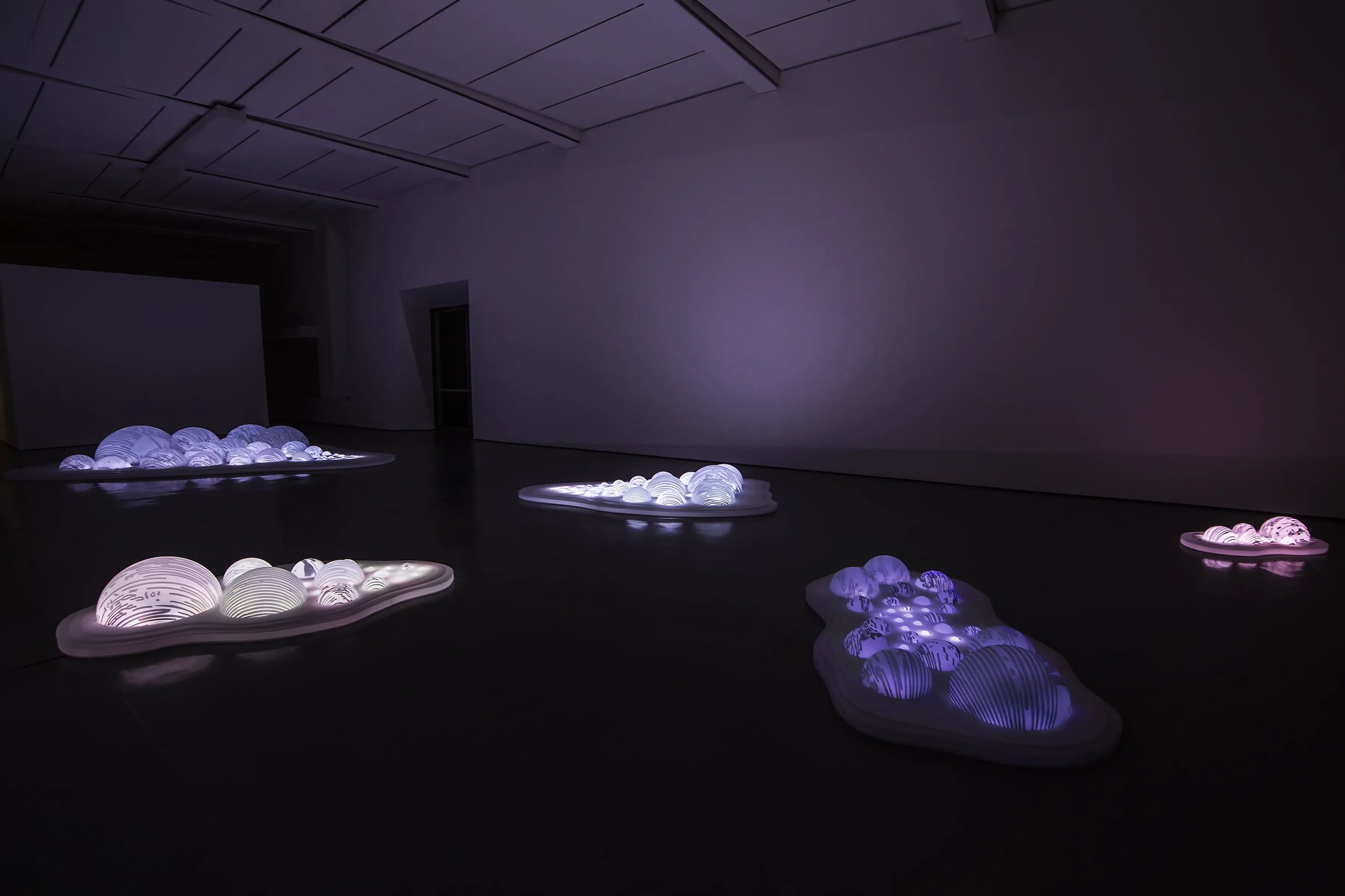 Light Between the Islands background by Grimanesa Amoros