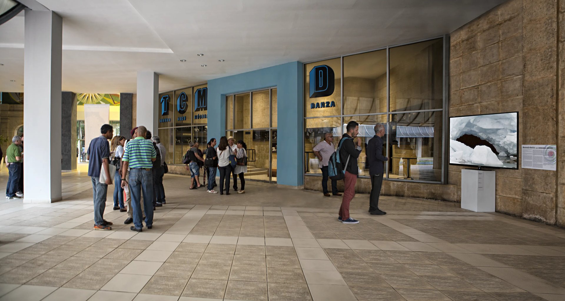 Grimanesa Amoros MOVIENDO AMERICA