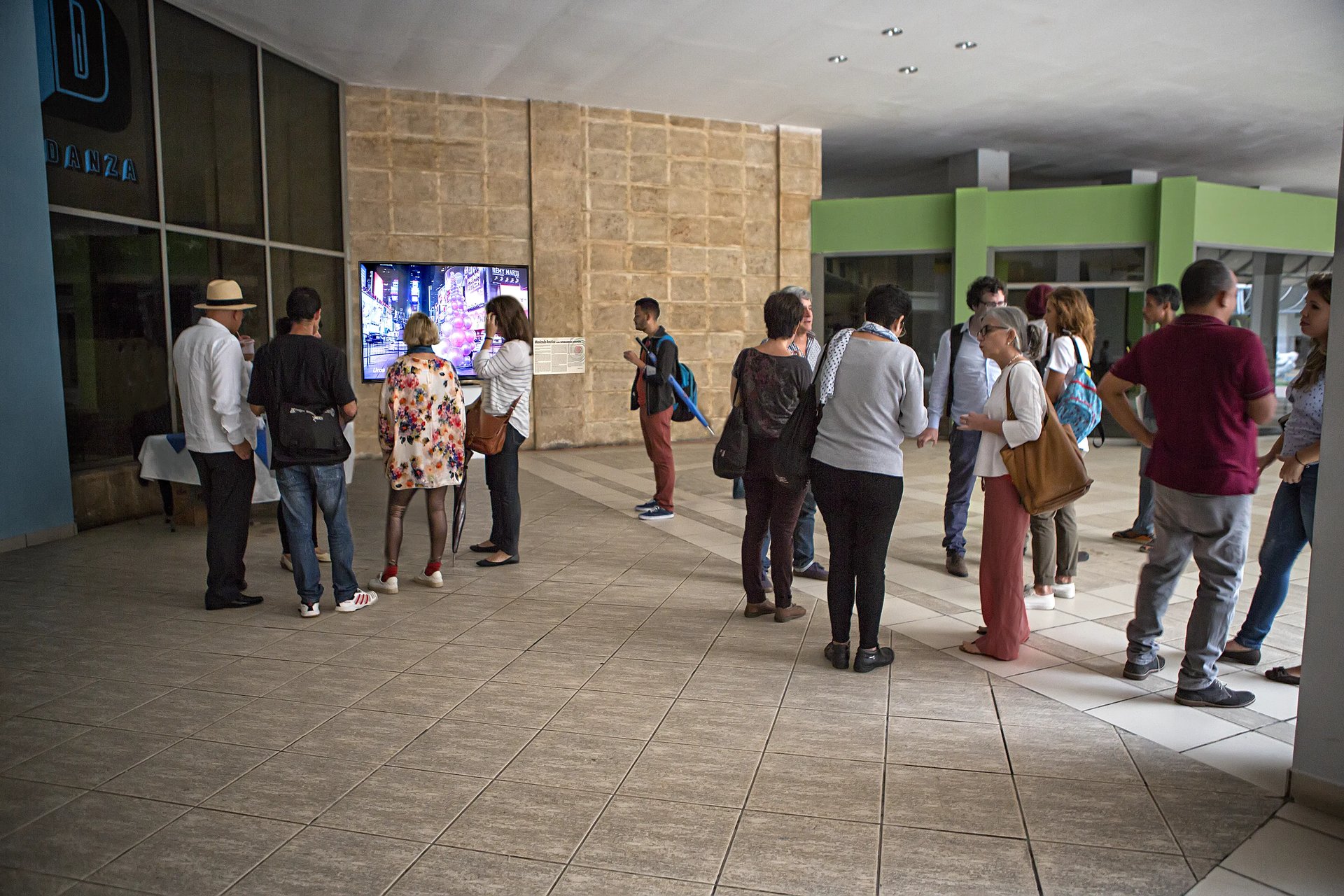 Grimanesa Amoros MOVIENDO AMERICA