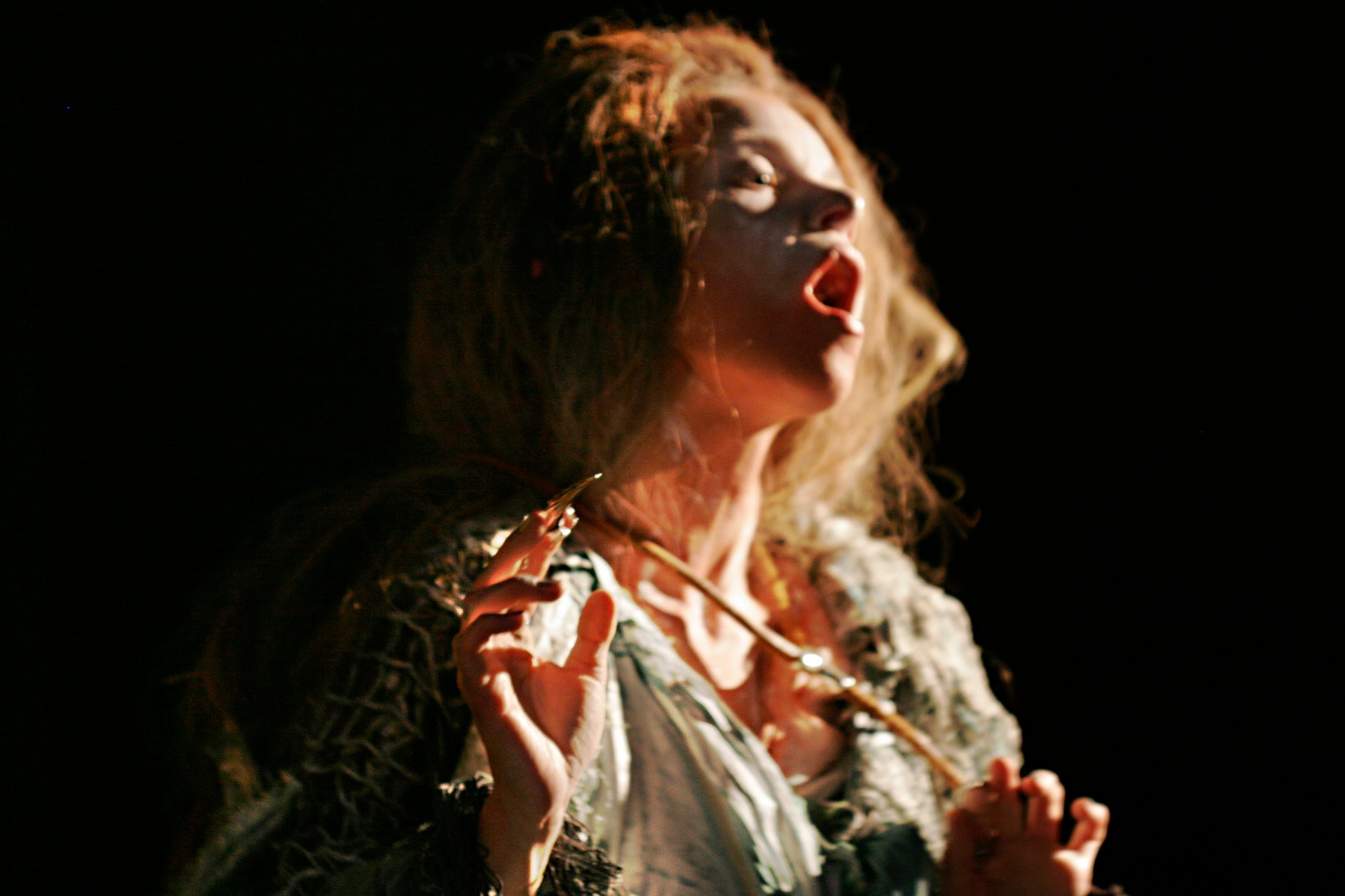 Grimanesa Amoros video thumbnail for THE SEA MARE