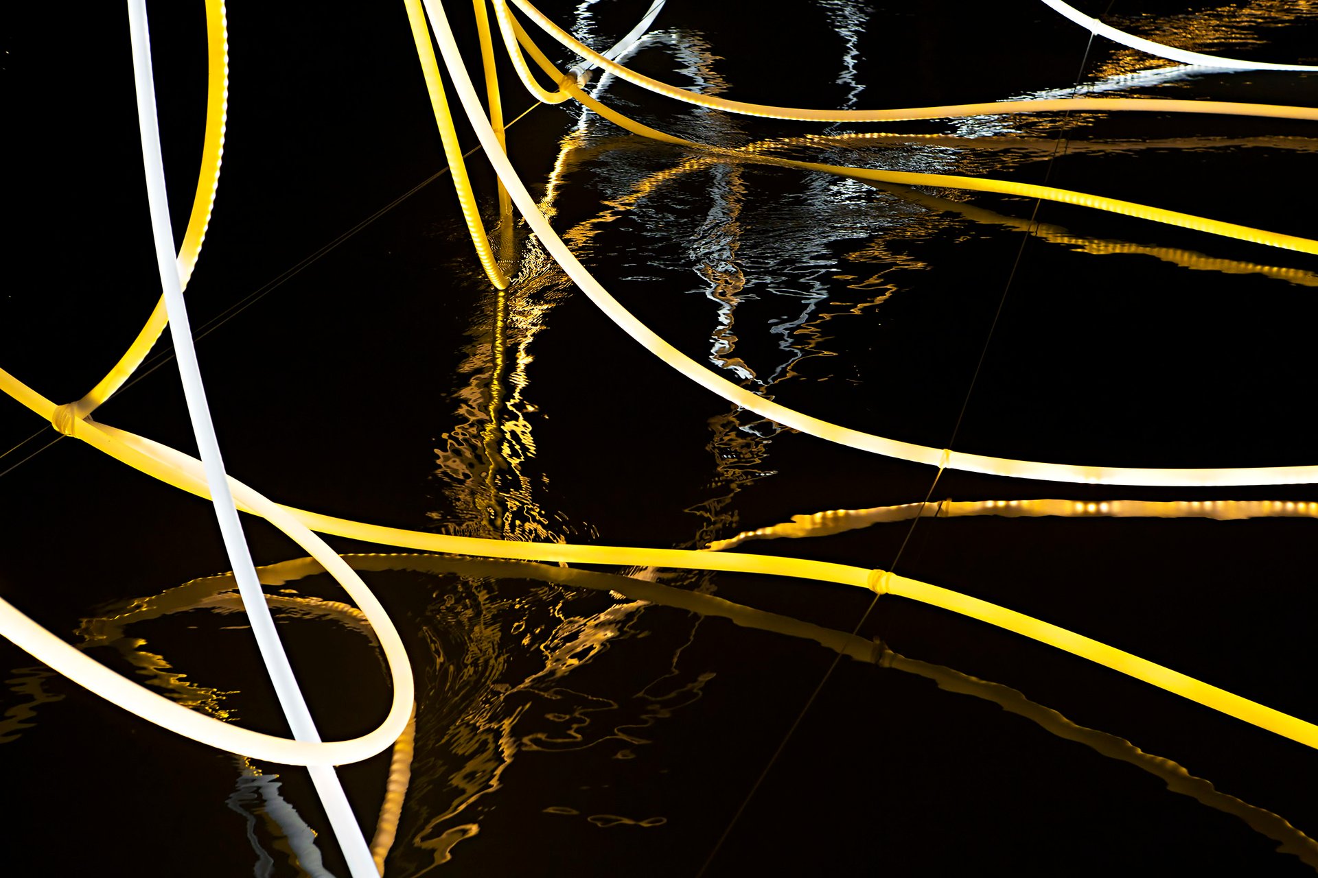 Grimanesa Amoros GOLDEN WATERS