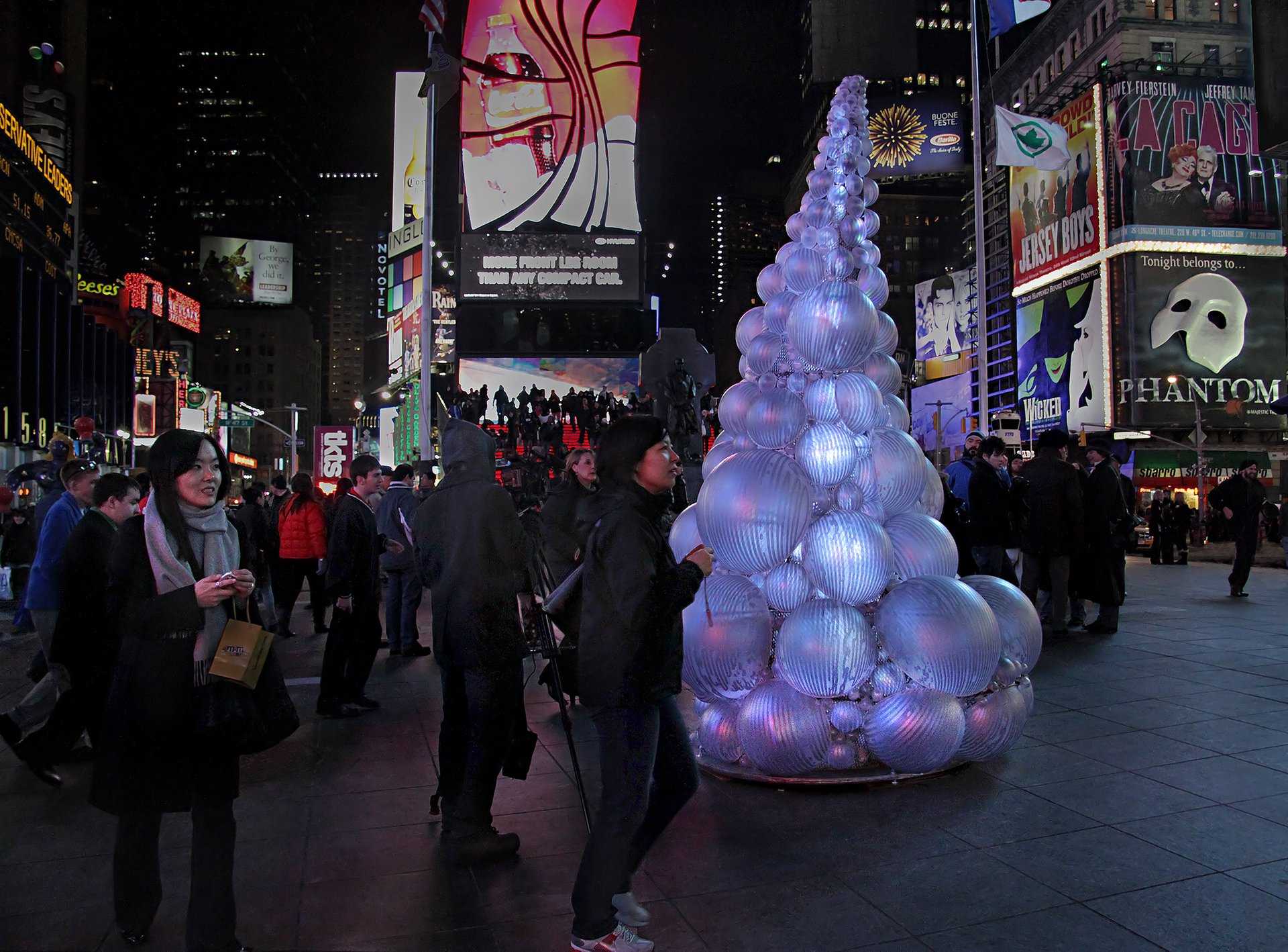 Grimanesa Amoros UROS HOUSE