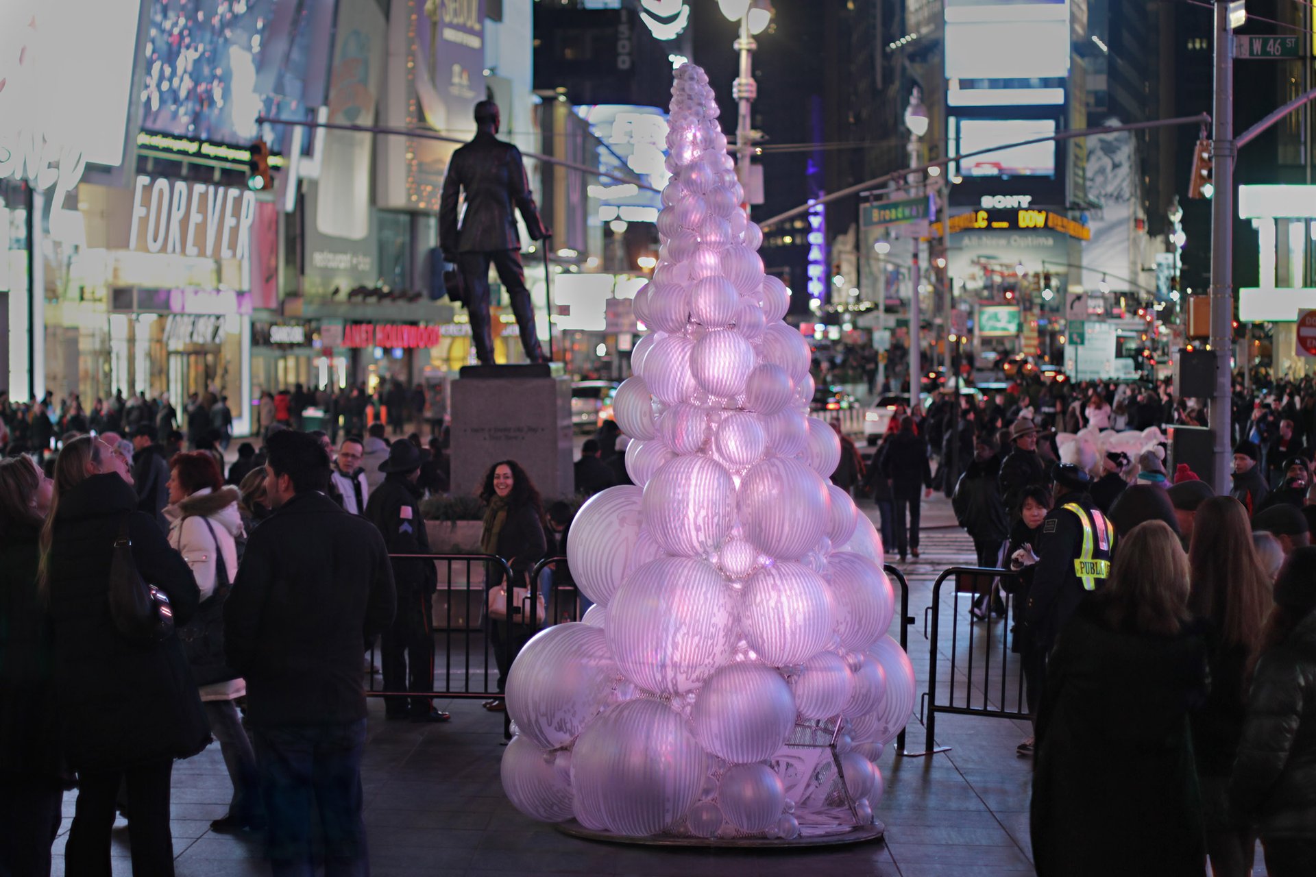 Grimanesa Amoros UROS HOUSE