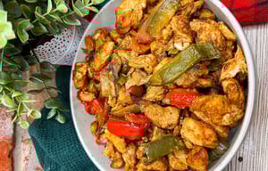 mięso z kurczaka z warzywami