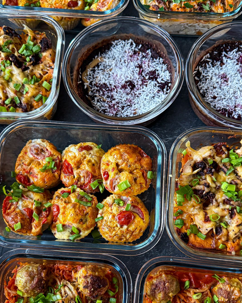 muffiny na śniadanie, owsianka z wiórkami kokosowymi, zapiekanka