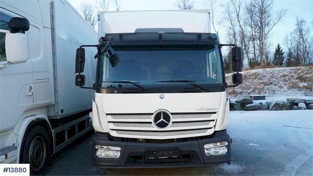 Mercedes-Benz Atego 818 box truck. 2015 13880 Atego 818 box truck. 2015 1 image 22