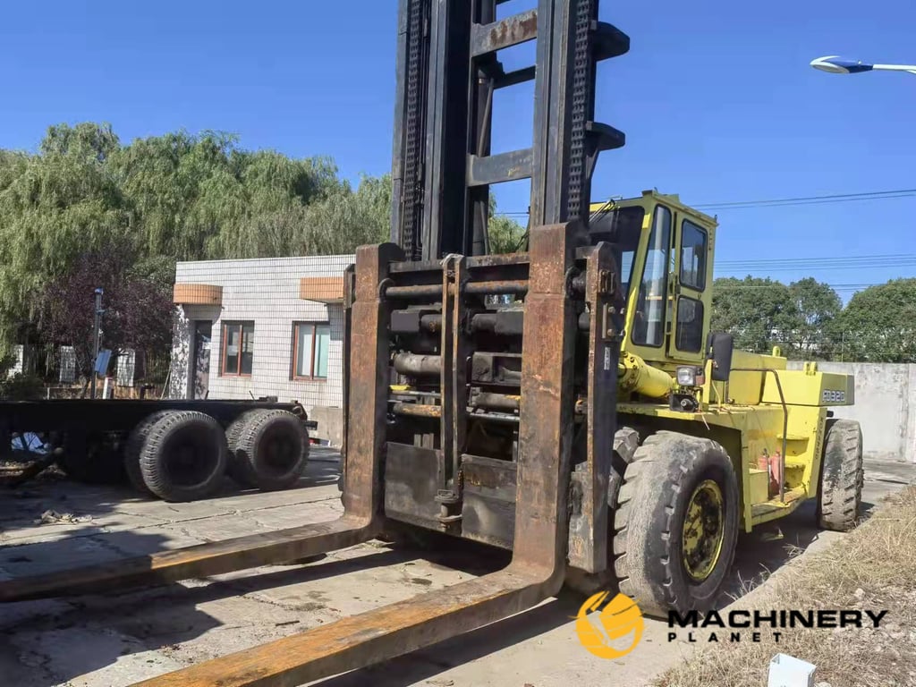 KOMATSU FD320 Forklift 32 Tons Hot sale FD320 2018 1 Forklift image 4