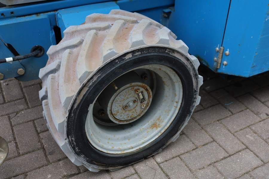 Genie GS4069 Electric, 14m Working Height, 363kg Capacit 2014 GENIE - GS4069 - 61981 GS4069 Electric, 14m Working Height, ...
