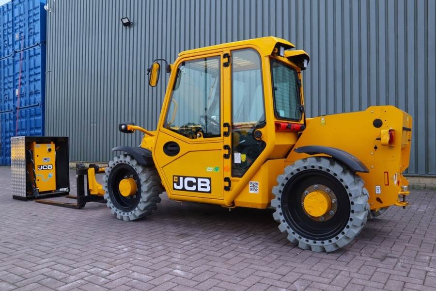 JCB 525-60E Guarantee! Fully Electric, 2500kg Capacity 2022 JCB - 525-60E - 63192 525-60E Guarantee! Fully Electric, 2500k...