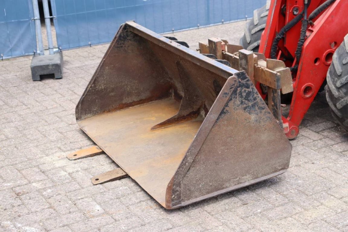 Articulated loader Thaler KL 345/A Diesel 2006 2006 THALER KL 345/A 2006 1 image 10