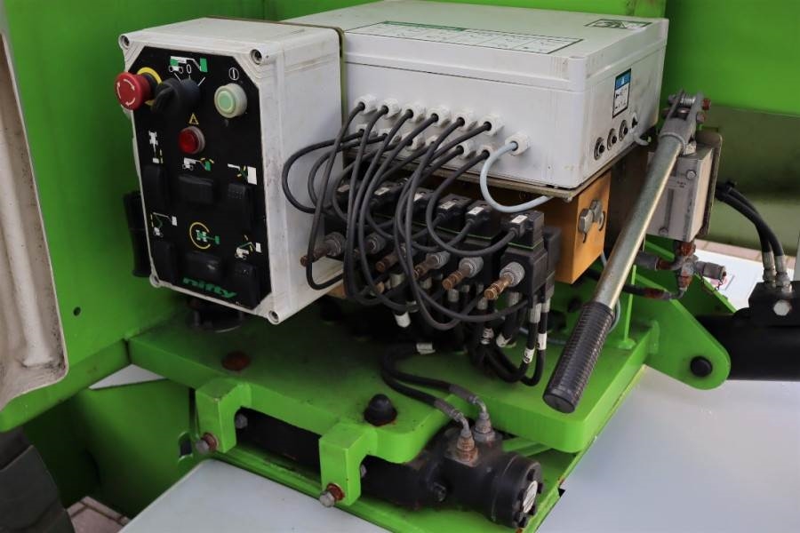 Niftylift HR17NDE HYBRIDE Hybrid Battery & Diesel, 17m Worki 2013 NIFTYLIFT - HR17NDE HYBRIDE - 60536 Niftylift HR17NDE HY...