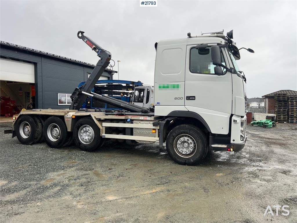 Volvo fh16 8x4 pusher hook truck w/ 24T multilift Hook 2011 21793 fh16 8x4 pusher hook truck w/ 24T multilift Hook 2011 1 ...