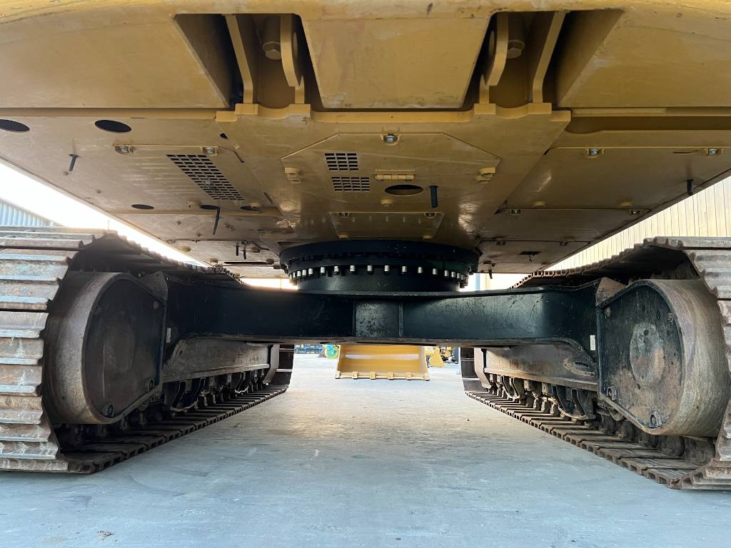CAT 323F L 2016 208897 323F L 2016 1 Crawler Excavators image 5