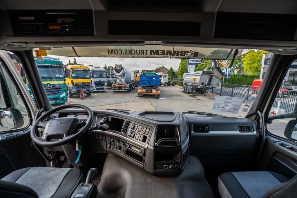 VOLVO FM (FH) 460 GLOB 2011 E62663 FM (FH) 460 GLOB 2011 1 image 13
