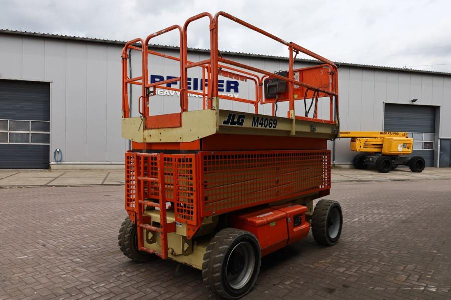 JLG M4069 Hybrid, 14.2m Working Height, 360kg Capacity 2010 JLG - M4069 - 90075 M4069 Hybrid, 14.2m Working Height, 360kg ...
