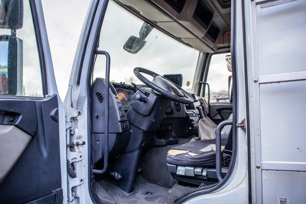 RENAULT PREMIUM 310DXI+E5+CARRIER+ENGINE PROBLEM 2010 E57896 Renault PREMIUM 310DXI+E5+CARRIER+ENGINE PROBLEM 2010 1 image 8