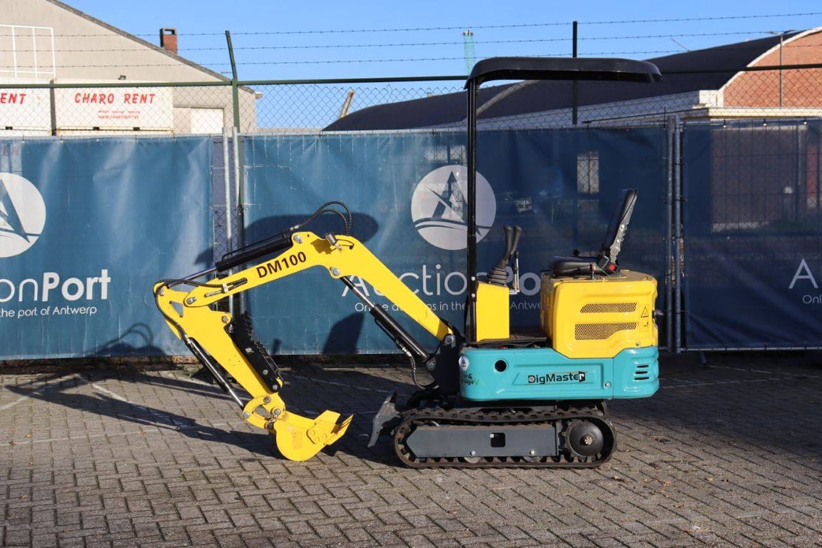 Mini Excavator DigMaster DM100 Petrol 13.5 hp 2025 New 2025 DigMaster DM100 2025 0 image 2