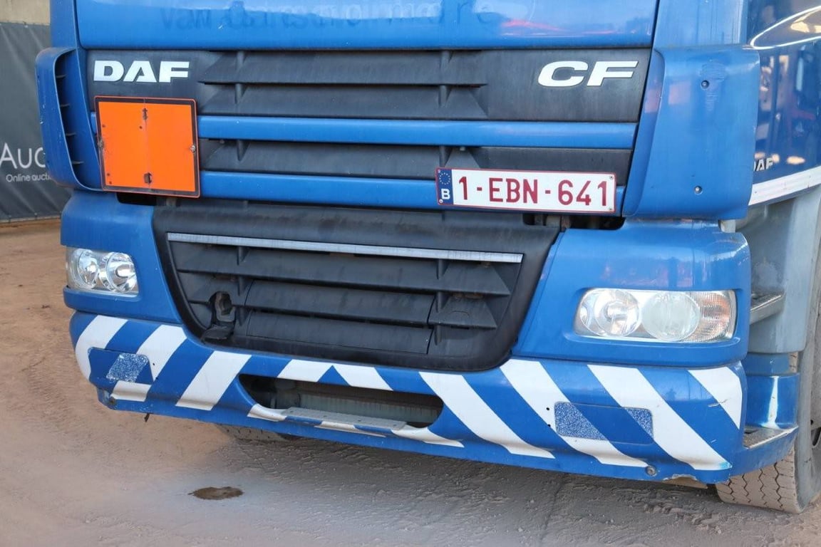 Hooklift system Truck DAF CF85.360 Diesel 2012 2012 DAF CF85.360 2012 1 image 9