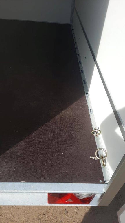 Closed Trailer Powertrailer 3x1.50x1.80m New POWERTRAILER 0 image 4