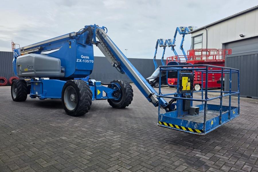 Genie ZX135/70 Diesel, 4x4x4 Drive, 43m Lifting Height, 2013 GENIE - ZX135/70 - 90346 ZX135/70 Diesel, 4x4x4 Drive, 43m Li...