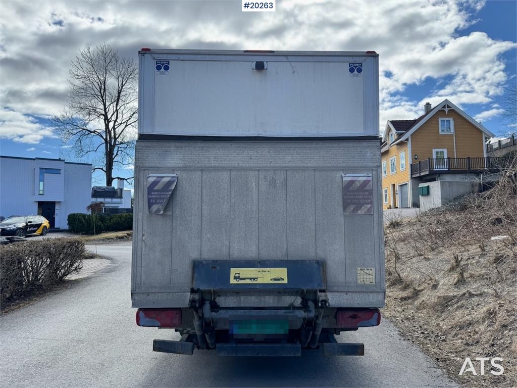 Mercedes-Benz Sprinter 8 Pallets. 2017 20263 Sprinter 8 Pallets. 2017 1 Closed vans image 4
