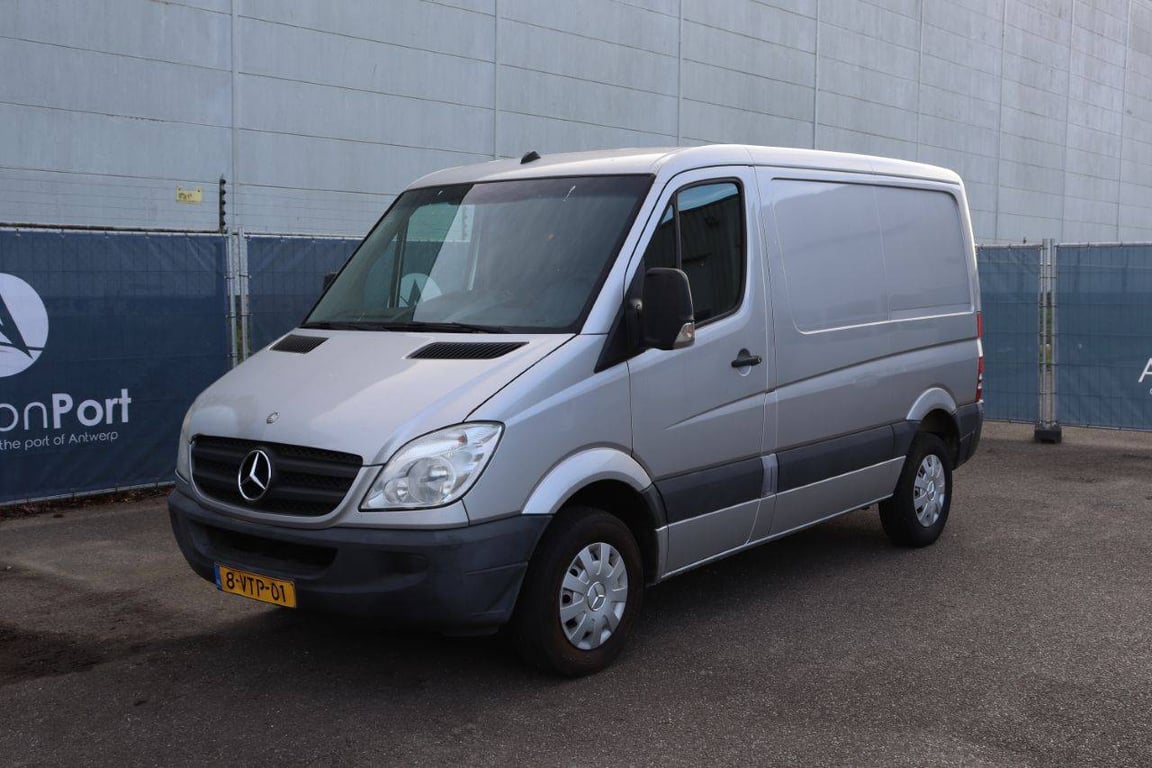 Mercedes-Benz Sprinter Diesel 2008 Van 2008 Sprinter 2008 1 image 9