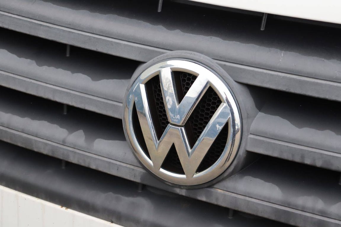 Refrigerated van Volkswagen Crafter Diesel 2012 2012 Volkswagen Crafter 2012 1 image 11