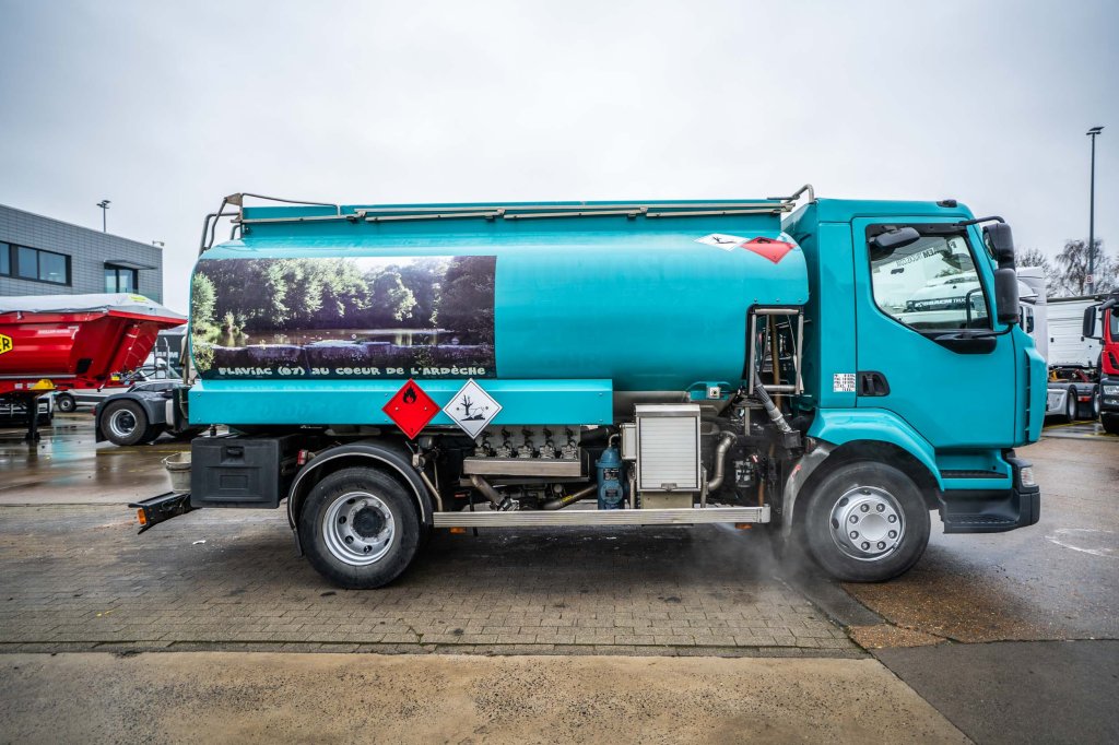 RENAULT MIDLUM 270 DXI + MAGYAR ALU 11000L+5COMP. 2007 E64987 Renault MIDLUM 270 DXI + MAGYAR ALU 11000L+5COMP. 2007 1 ima...