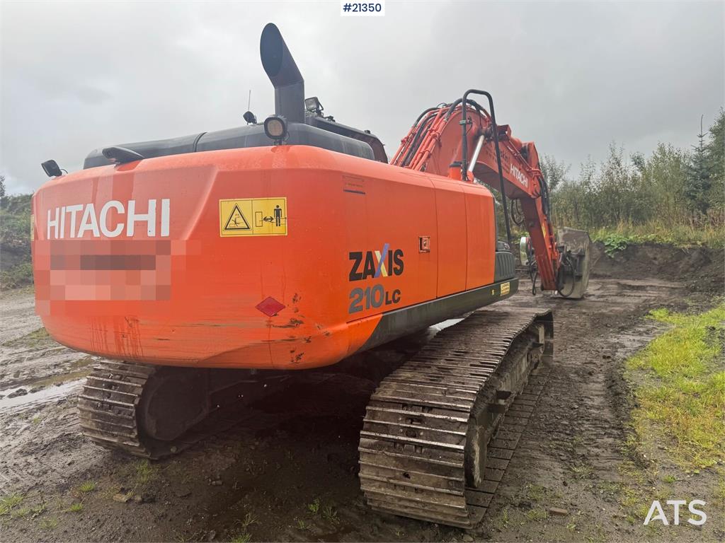 Hitachi ZX210LC w/ new certification. Only 2600 hours! 2015 21350 ZX210LC w/ new certification. Only 2600 hours! 2015 1 Cr...