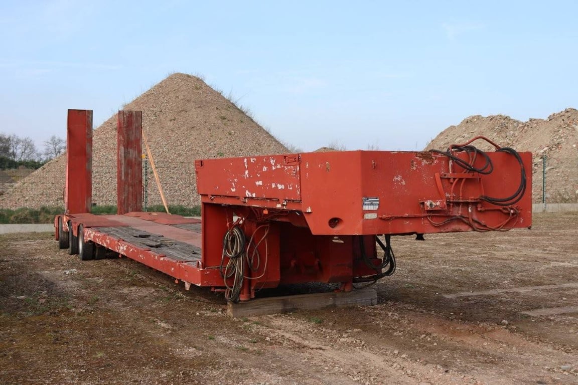 Semi-Low Loader Tec SVP 12.48.3 1992 1992 SVP 12.48.3 1992 1 image 6