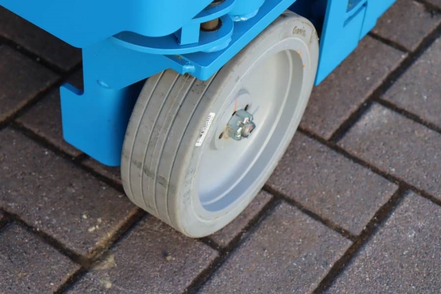 Genie GS1330M Valid inspection, *Guarantee! All-Electric 2021 GENIE - GS1330M - 60648 GS1330M Valid inspection, *Guarantee...