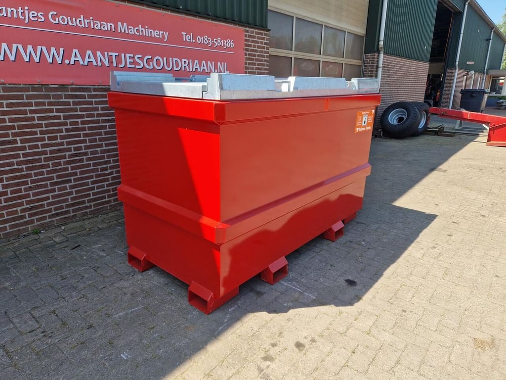 Diesel tank/ IBC 2200 liter 2024 10599 Diesel tank/ IBC 2200 liter 2024 0 image 3