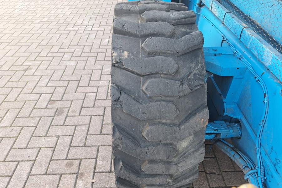 Holland Lift Megastar G300DL30/S Diesel, 4x4x4 Drive, 33.5m Wor 2001 HOLLAND LIFT - Megastar G300DL30/S - 90374 Holland li...