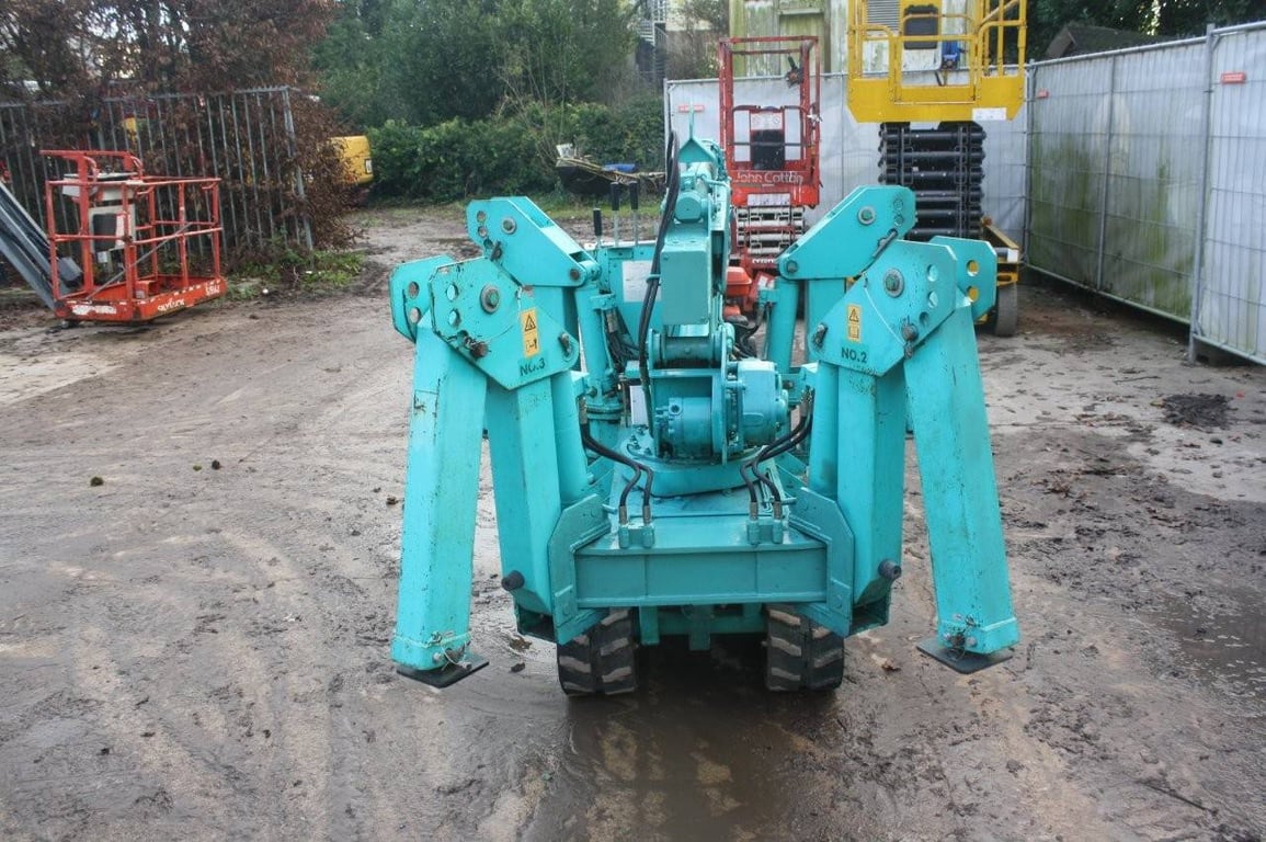 Maeda 205 Diesel Crane 2000kg 7.6m 2009 2009 Maeda 205 2009 1 Crane trucks image 7