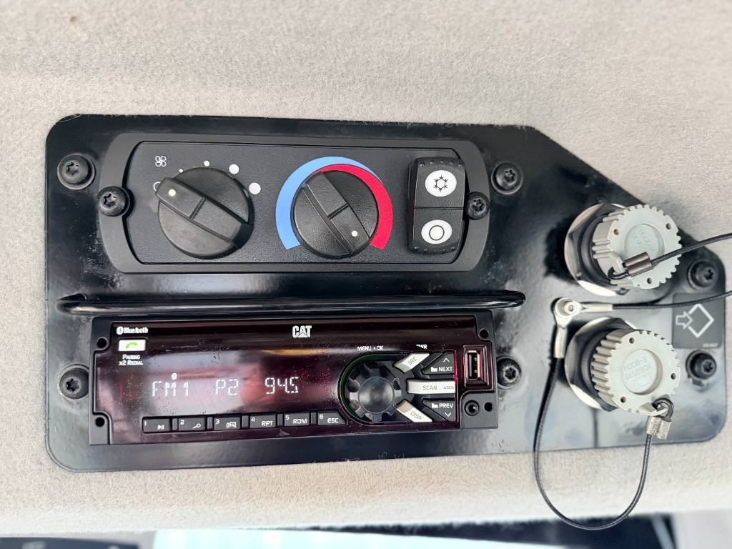 CAT 140M3 AWD 2017 209996 140M3 AWD 2017 1 Motor graders image 10