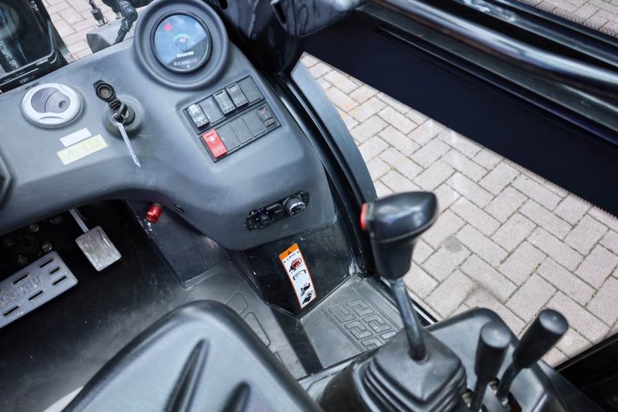 Manitou MC30-4 Valid Inspection, *Guarantee, Diesel, 4x4 D 2020 MANITOU - MC30-4 - 63588 MC30-4 Valid Inspection, *Guarant...