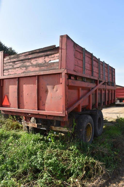 Lyonnet BL12 tipper trailer 1999 Lyonnet BL12 1999 1 image 7