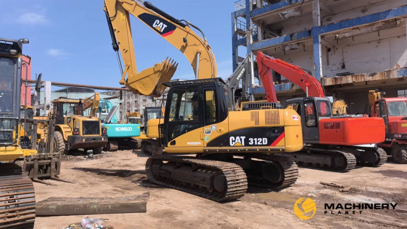 312D Caterpillar Used Excavator LOW PRICE 312D 2019 1 Crawler Excavators image 3