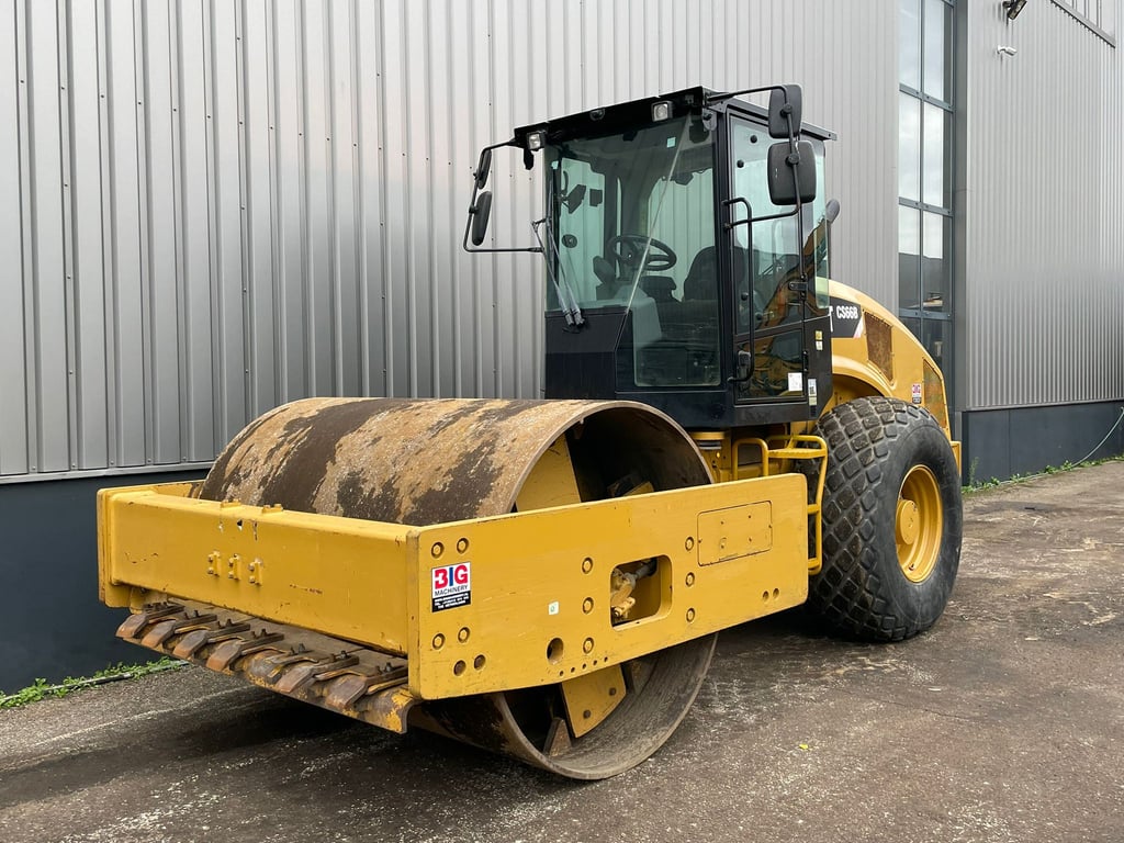 Caterpillar CS66B 2018 00033743 CS66B 2018 1 image 2
