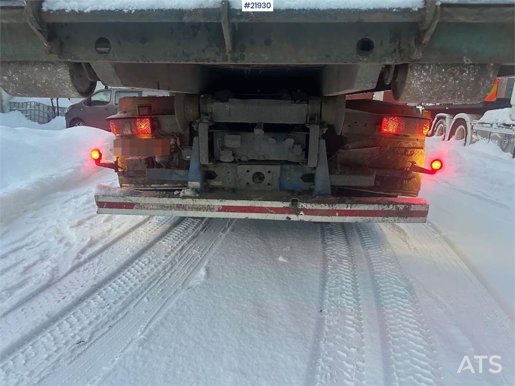 Volvo FH12 snow-plow equipped hook truck with flatbed – 2005 21930 FH12 snow-plow equipped hook truck with flatbed – 2005 ...