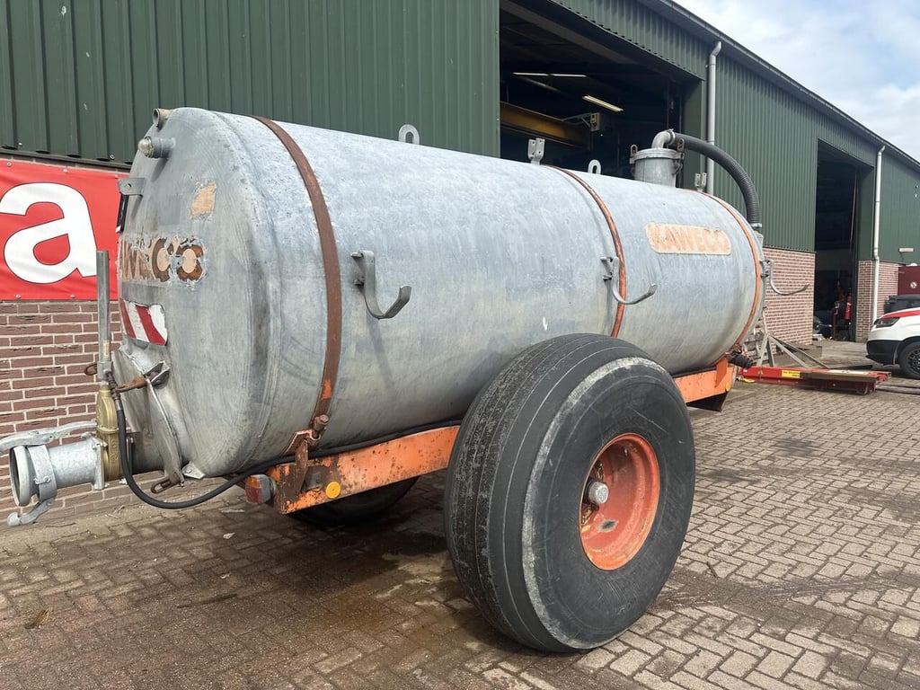 Waterwagen - Gebruikt 1985 12660 Waterwagen - Gebruikt 1985 1 image 3